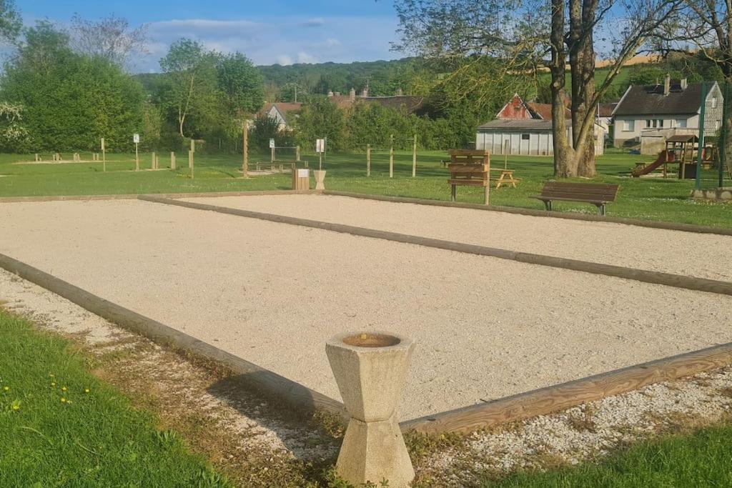 Du Parc Montreal * Neuville-sur-Vannes